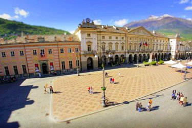 Piazza Chanoux ad Aosta