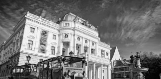 Il Teatro Nazionale Slovacco a Bratislava