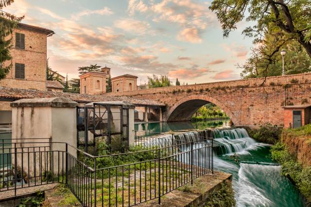 Il Ponte sul fiume Clitunno a Bevagna