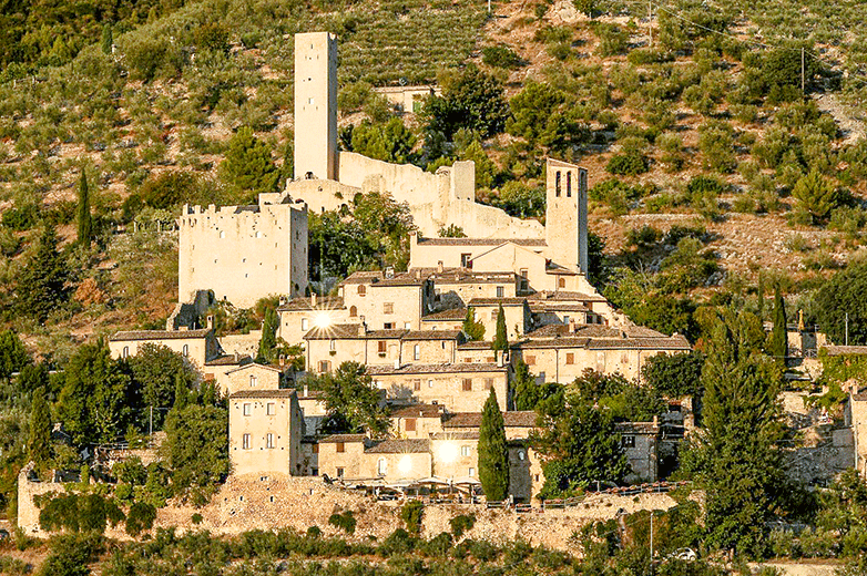 Il Castello di Pissignano o Lizori